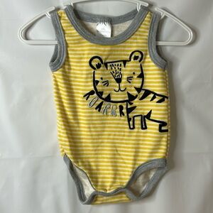 Little beginnings baby clothes body suit duo size 6-9months cotton blend unisex
